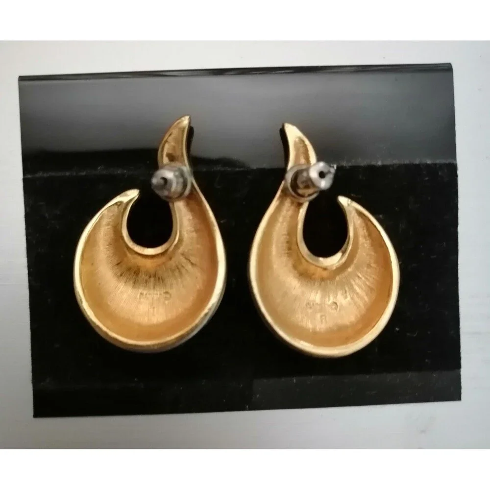 Vintage Napier Cream Enamel Gold Rim Fire Swirl Earrings Pierce